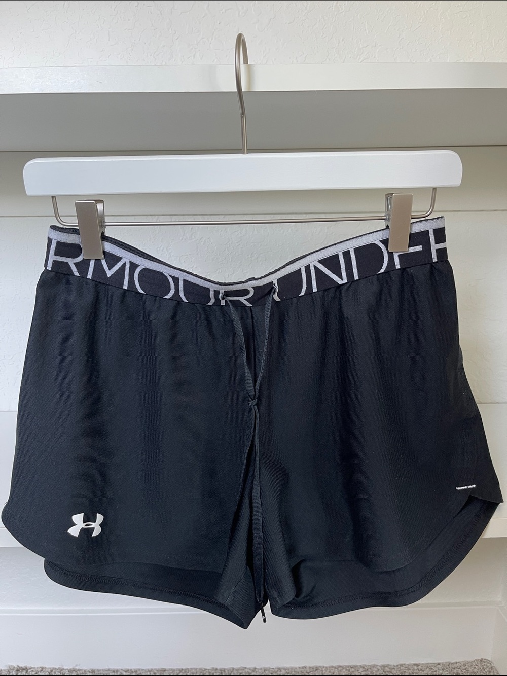 Under Armour Black Women’s Athletic Shorts with Logo Waistband